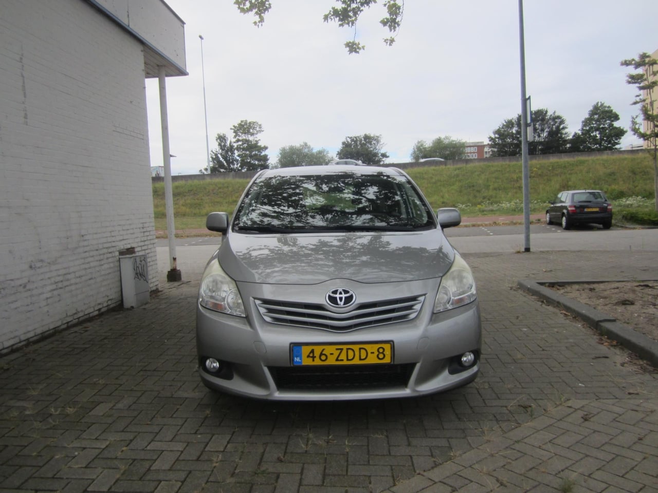 Toyota Verso - 1.6 VVT-i Business 1.6 VVT-i Business - AutoWereld.nl