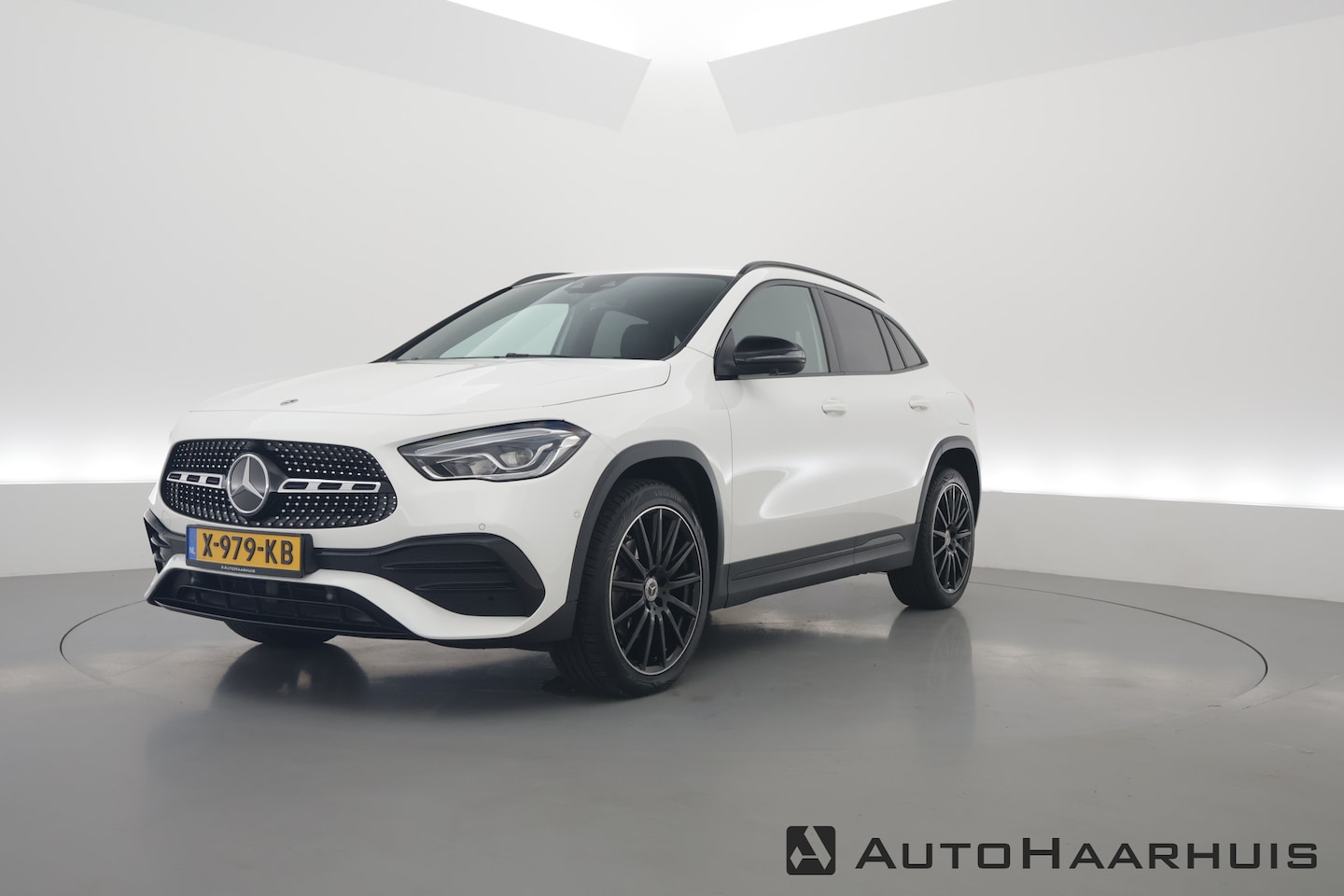 Mercedes-Benz GLA-Klasse - 250 e AMG Line | Augmented Reality | Burmester | Trekhaak | All Season | Dodehoek - AutoWereld.nl