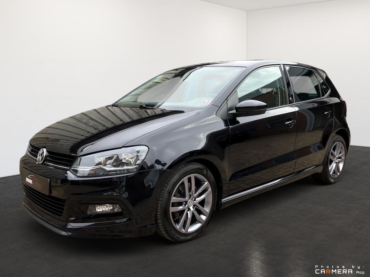 Volkswagen Polo - 1.2 TSI R-line 130pk 6 bak beats audio app Connect leder navi led koplampen - AutoWereld.nl