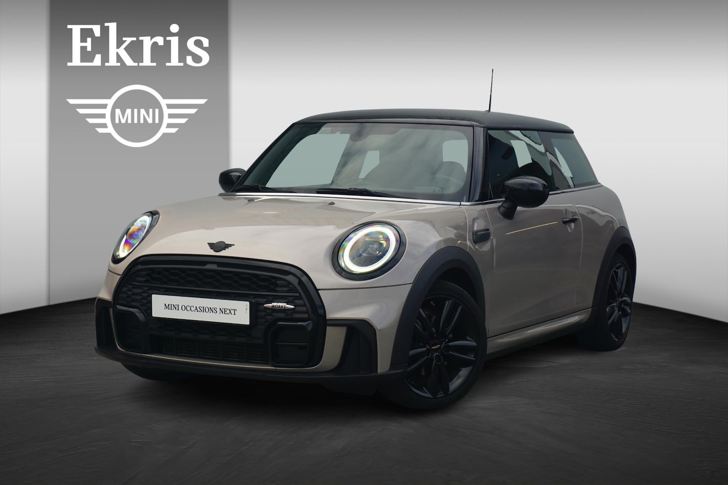MINI Cooper - 3-deurs John Cooper Works Uitvoering | 17" | Climate Control | Led | Adaptief onderstel - AutoWereld.nl