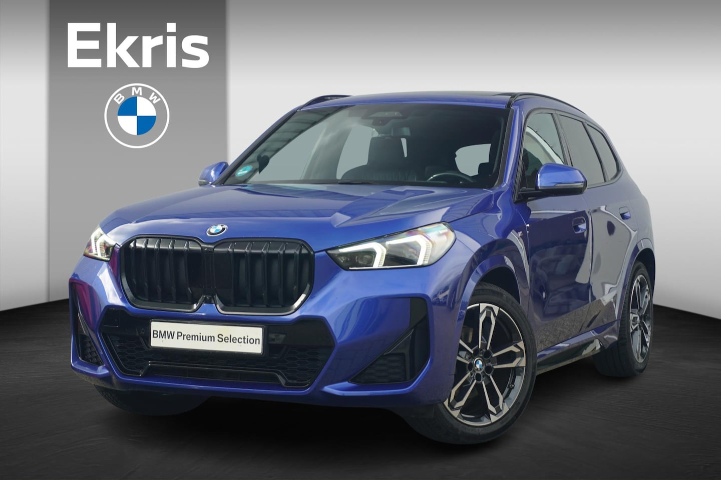 BMW X1 - sDrive18i M Sportpakket 19'' / Panoramadak / Trekhaak / Driving Assistant Professional / H - AutoWereld.nl