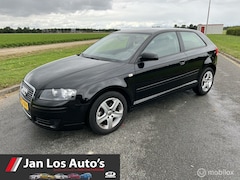 Audi A3 - 1.6 FSI Ambiente *apk aug 2026