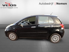 Toyota Yaris - 1.3 VVTi Aspiration met afn.Trekhaak Nw APK