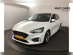 Ford Focus - 1.0 EcoBoost ST Line Business | ACC | Panoramadak | Blind spot | B&O |