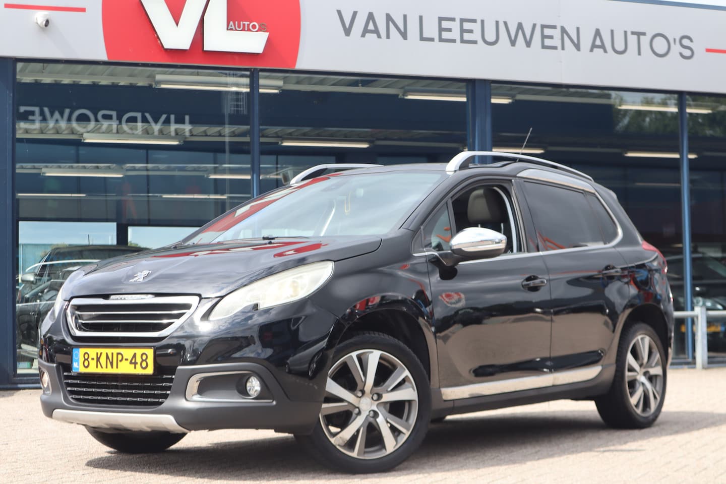 Peugeot 2008 - 1.6 VTi Féline | Pano | Trekhaak | Cruise - AutoWereld.nl