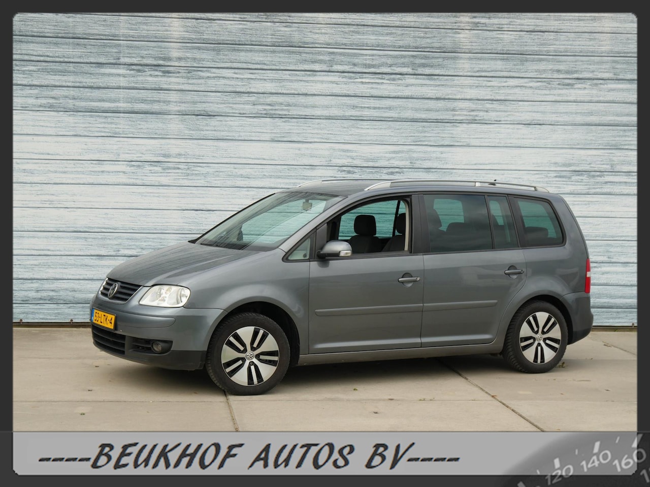 Volkswagen Touran - 1.6-16V FSI Airco 7 Persoons Navi Trekhaak - AutoWereld.nl
