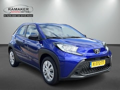Toyota Aygo X - 1.0 VVT-i MT Play