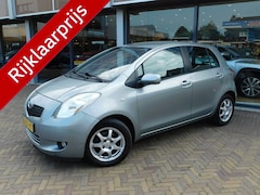 Toyota Yaris - 1.3 VVTi Sol MMT