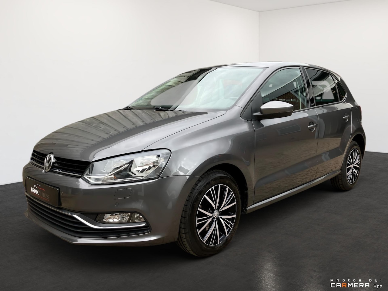 Volkswagen Polo - 1.2 TSI Highline allstar app Connect Navi clima pdc stoelverwarming 15”lmv - AutoWereld.nl