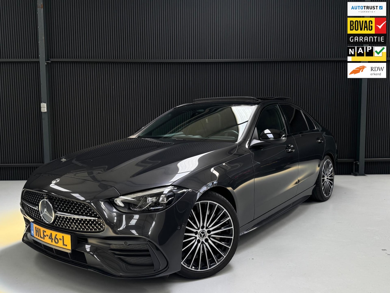 Mercedes-Benz C-klasse - 180 AMG Line|Pano|Sfeer|Camera| - AutoWereld.nl