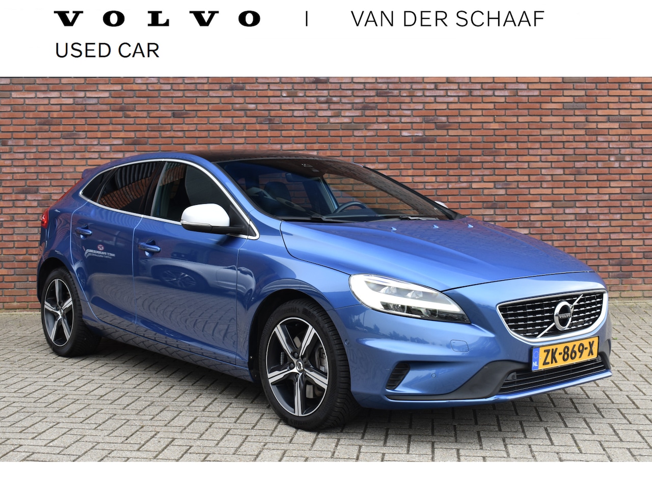 Volvo V40 - T3 153PK Polar+ Sport | Keyless entry | H&K Audio | Afneembare trekhaak | - AutoWereld.nl