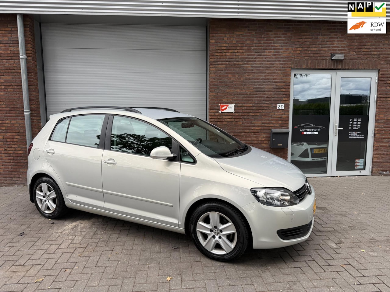Volkswagen Golf Plus - 1.4 TSI Trendline|AUTOMAAT|NIEUWE APK|AIRCO - AutoWereld.nl