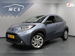 Toyota Aygo X - 1.0 VVT-i MT Envy / Fabrieksgarantie / Camera / Stoelverwarming
