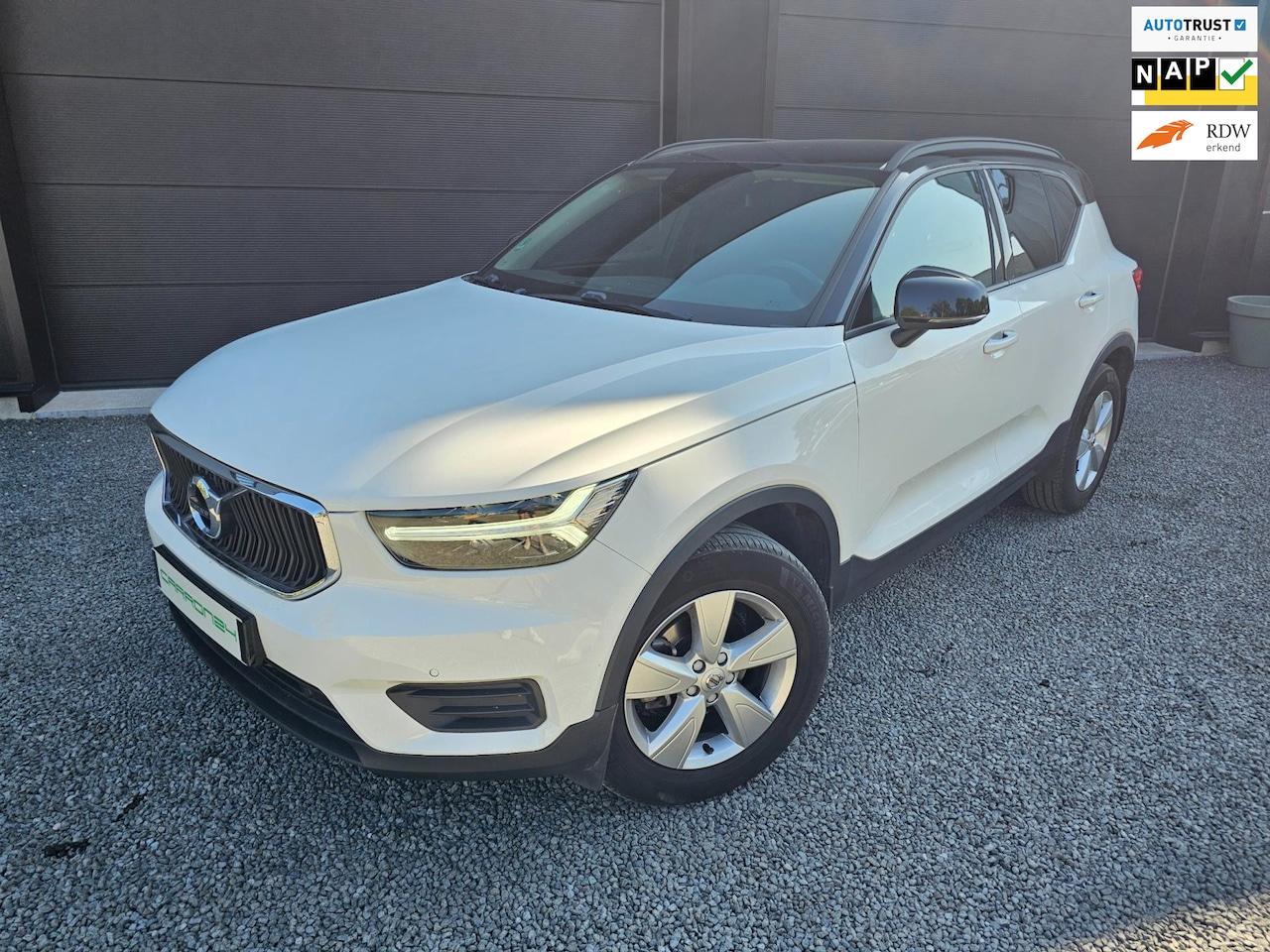 Volvo XC40 - 1.5 T2 Momentum Core | trekhaak | Dealer onderhoud | - AutoWereld.nl
