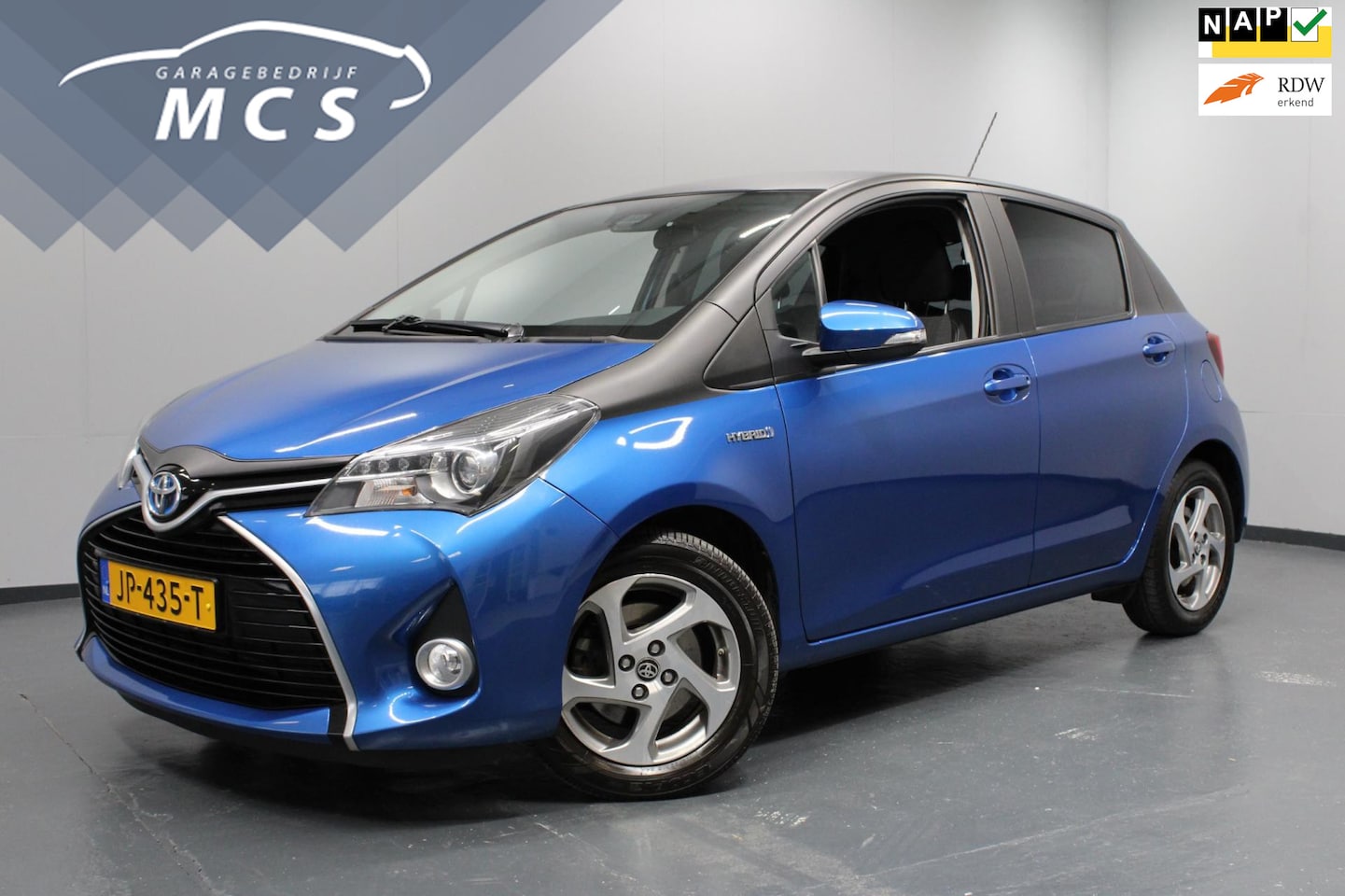 Toyota Yaris - 1.5 Hybrid Trend Bi-Tone / Airco / Cruise control / Automaat - AutoWereld.nl