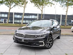 Volkswagen Passat Variant - GTE 1.4 TSI PHEV 218PK | Panodak | 360° | Virtual | IQ Light Matrix LED | Elektrische koff