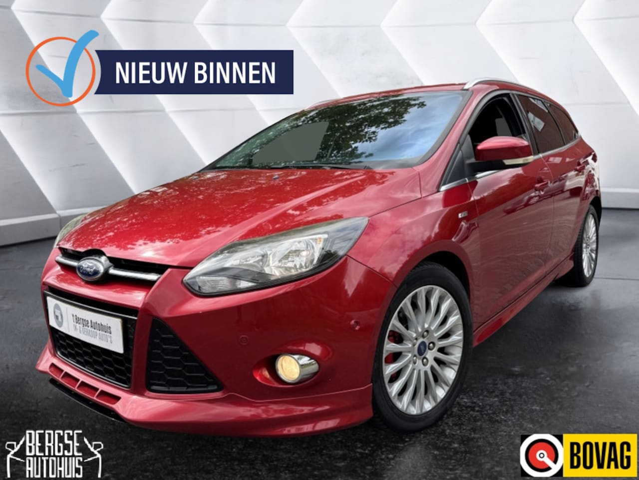 Ford Focus Wagon - 1.0 EcoB. NAVI CRUISE KEYLESS ST-LINE - AutoWereld.nl