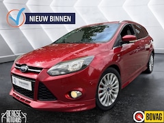 Ford Focus Wagon - 1.0 EcoB. NAVI CRUISE KEYLESS ST-LINE