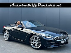 BMW Z4 - sDrive20i Sport Line 1e eigenaar M-Stoel LED Navi Live Cockpit Camera