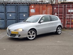 Alfa Romeo 147 - 1.6 T.Spark Progression |Goed lezen|Hele nette staat