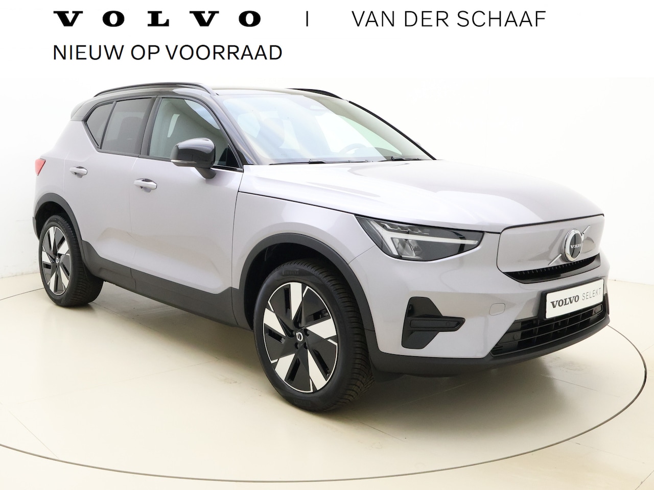 Volvo EX40 - Extended Range Plus 82 kWh / Harman en Kardon audio / Stoel/- en stuurverwarming / Elektri - AutoWereld.nl