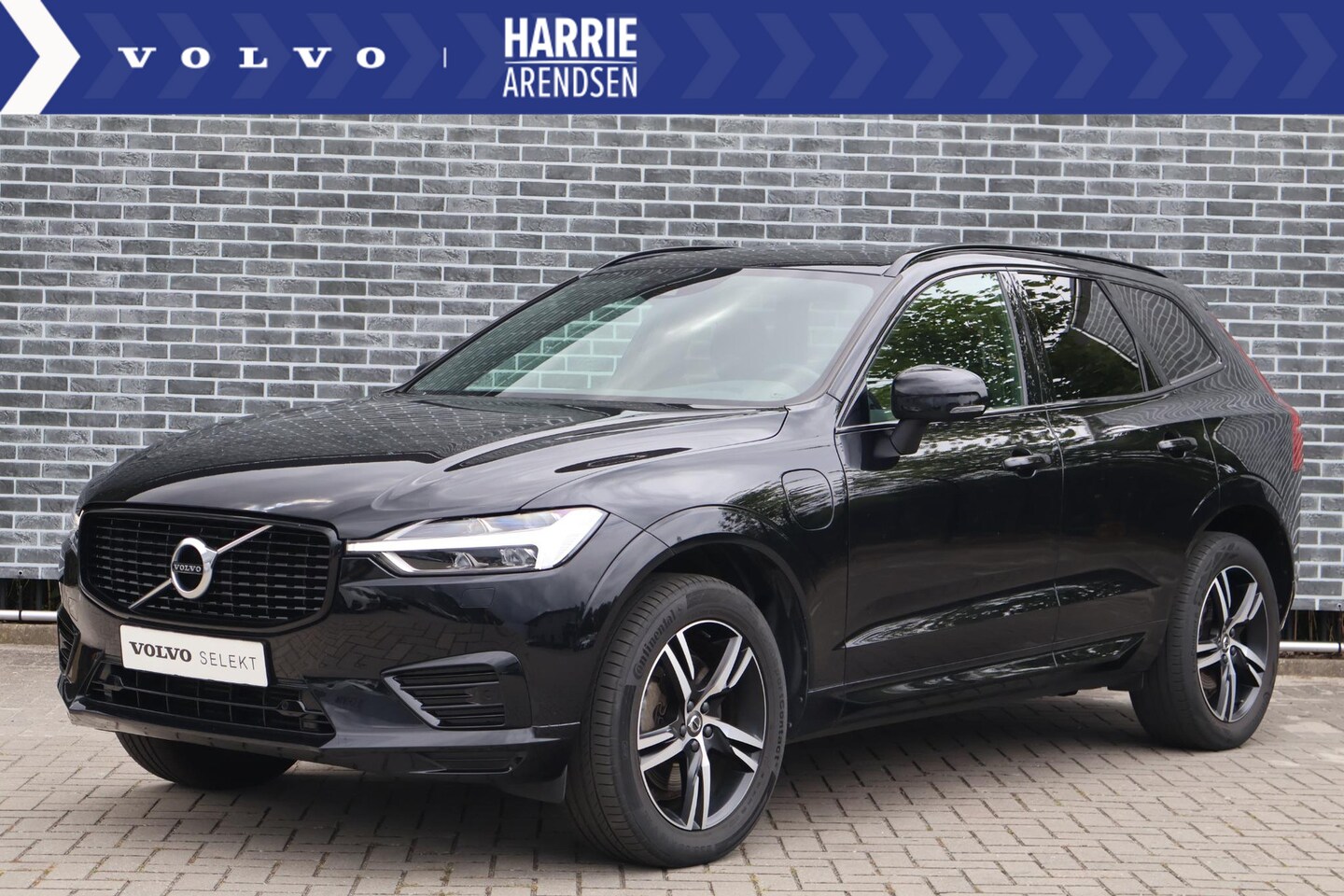 Volvo XC60 - 2.0 Recharge T8 AWD R-Design | Adaptieve Cruise Control | Panoramadak | Trekhaak | Harman - AutoWereld.nl