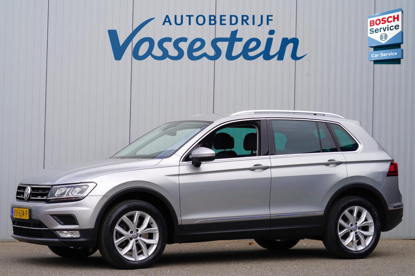 Volkswagen Tiguan - 2.0 TSI 4Motion Highline / Virtual cockpit / Led / PDC / 2e Eig. / NL-Auto! - AutoWereld.nl