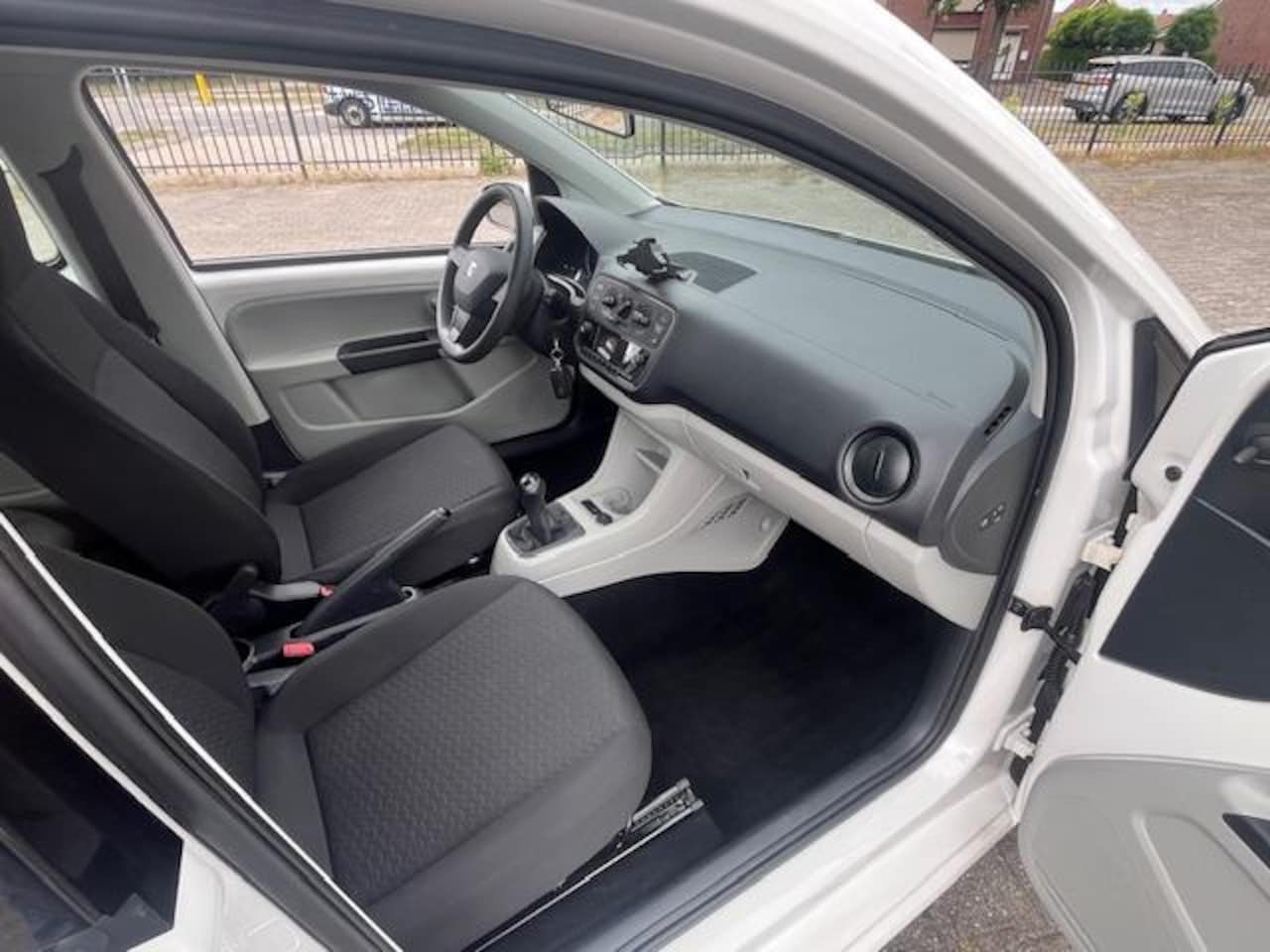 SEAT Mii - 1.0 cruisec., airco, PDC 1 jaar Bovag garantie