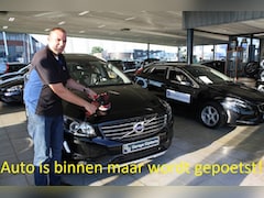 Volvo V60 - 2.0 T6 Phev AWD Ultra Dark 360 Camera - RG0R Leder - Privacy Glas - 19 Inch Licht metalen