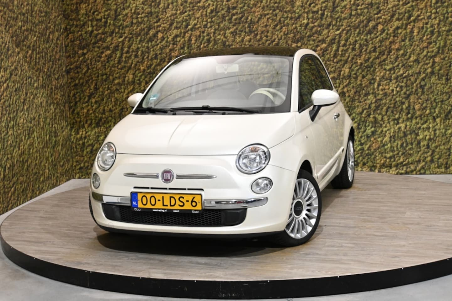 Fiat 500 - 1.2 Lounge Automaat | Parelmoer | 1e eigenaar - AutoWereld.nl