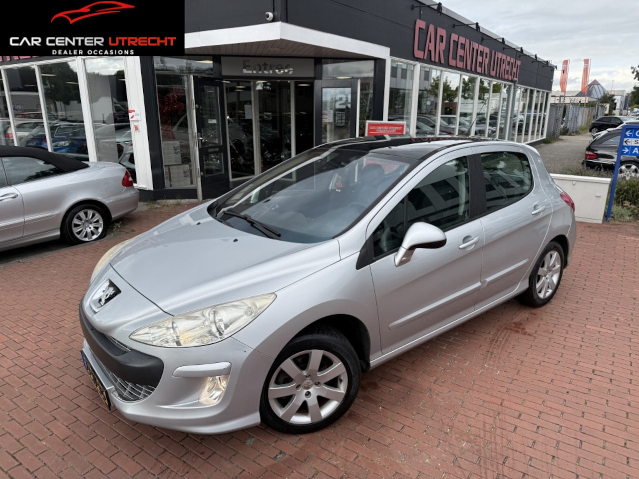 Peugeot 308 - 1.6 VTi XT |AIRCO|CRUISE CONTROL|PANO|TREKHAAK| - AutoWereld.nl
