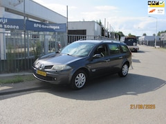 Renault Mégane Grand Tour - 2.0-16V Privilège, automaat, airco
