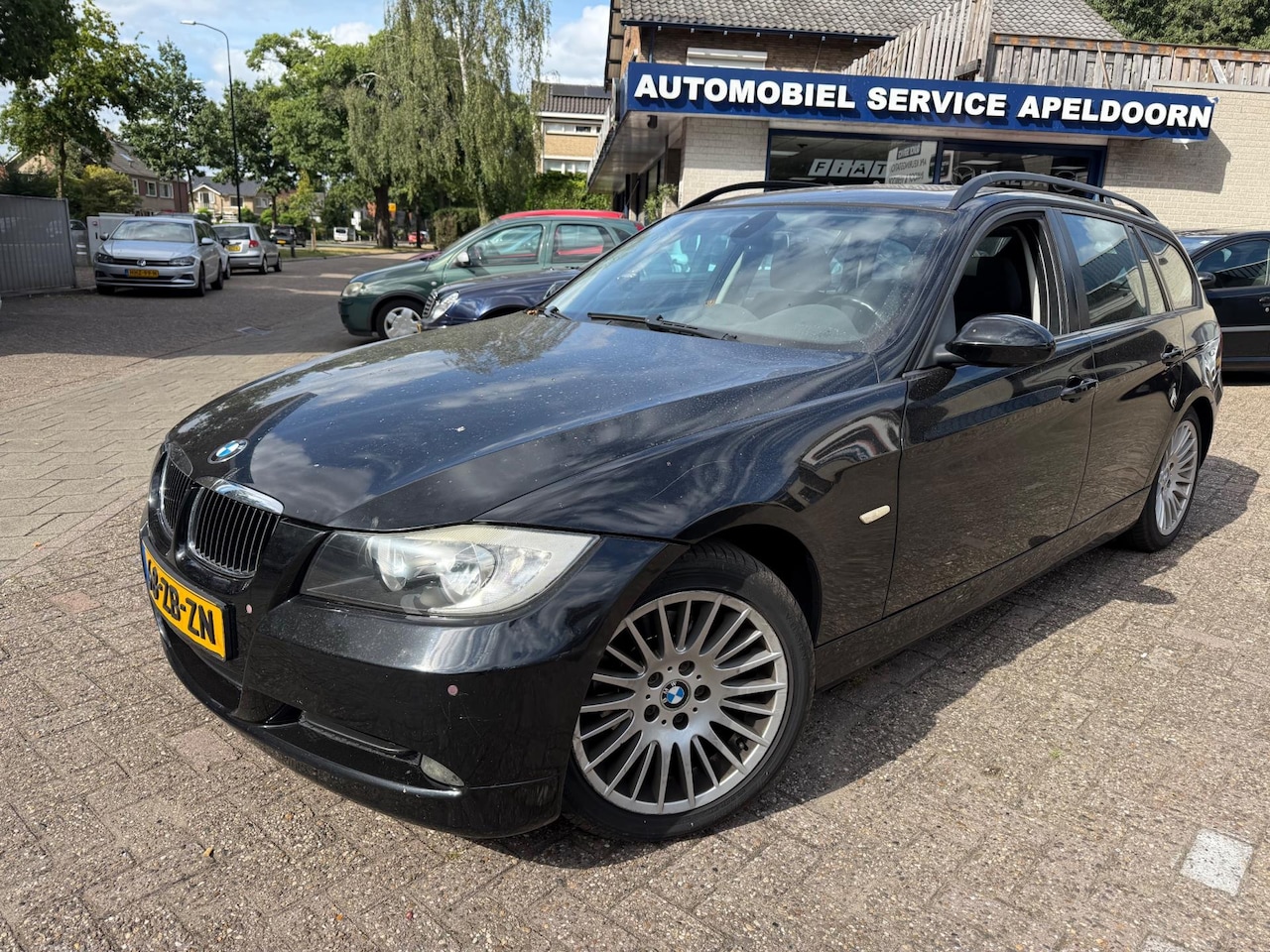 BMW 3-serie Touring - 318i Business Line *STOELVERW.*CLIMA*PANO*CRUISE*NAVI*PDC*TREKHAAK* - AutoWereld.nl
