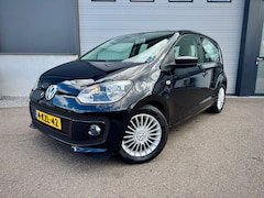Volkswagen Up! - 1.0 high up / Cruise / Parkeersensoren