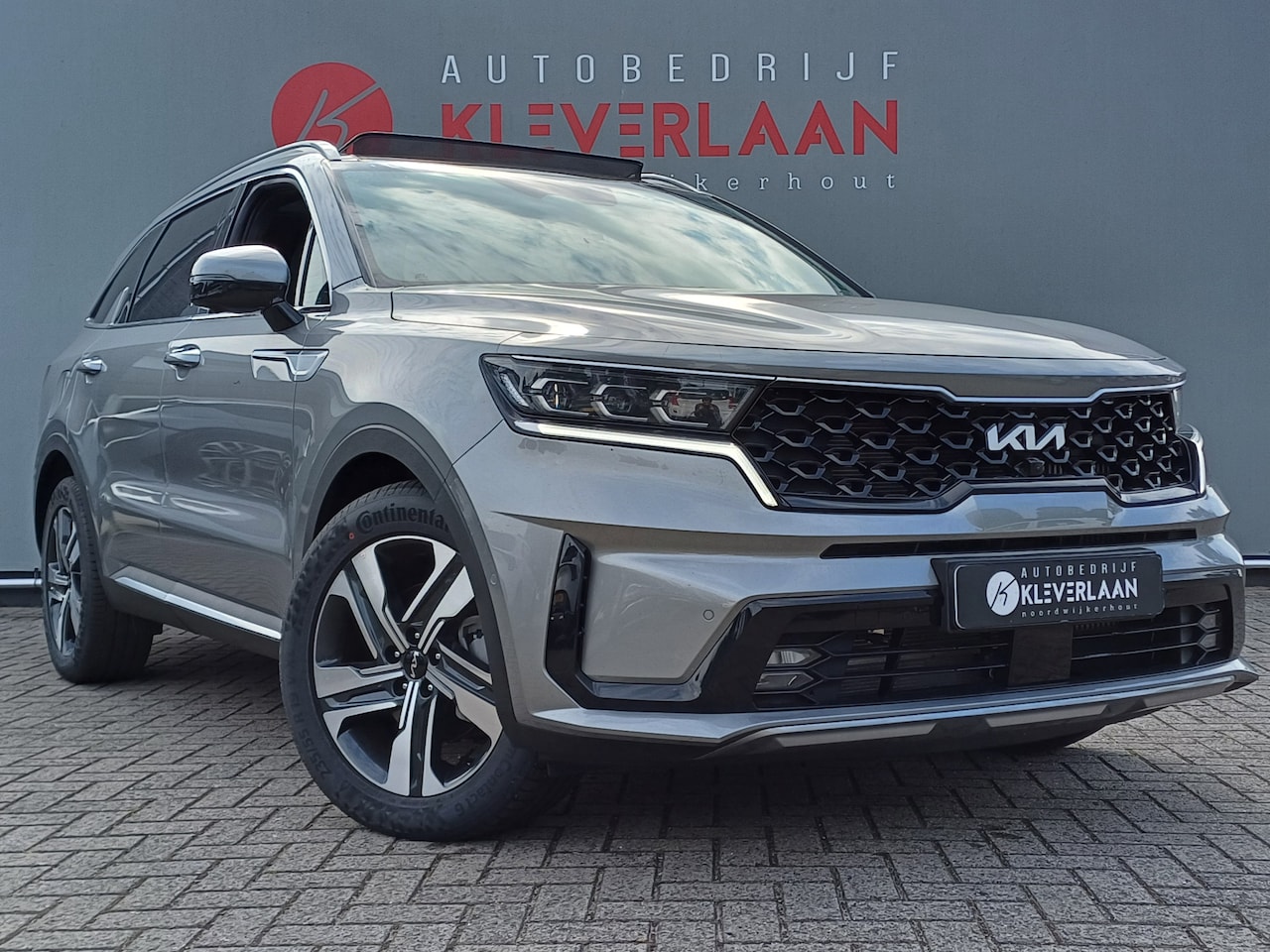 Kia Sorento - 1.6 T-GDi Plug-in Hybrid 4WD Premium + 7p. | 7 PERS. | PANO | APPLE CARPLAY/ ANDROID AUTO - AutoWereld.nl
