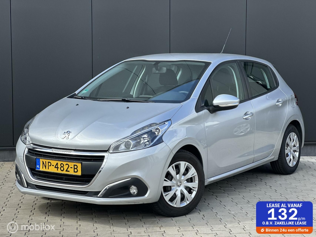 Peugeot 208 - 1.2 82PK Blue Lion | CRUISE | APPLECARPLAY | - AutoWereld.nl