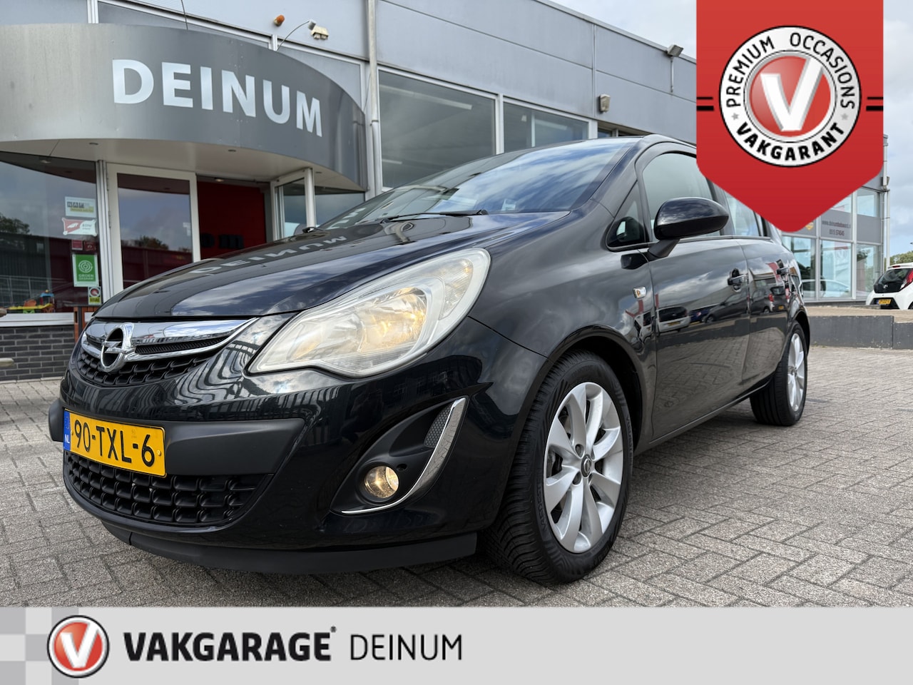 Opel Corsa - 1.4-16V 5-deurs Anniversary Edition Airco, Navigatie, Trekhaak, Cruise contr, etc.. - AutoWereld.nl