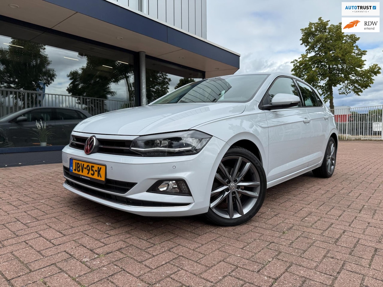 Volkswagen Polo - 1.0 TSI Highline | LED | ACC | Climate | PDC - AutoWereld.nl