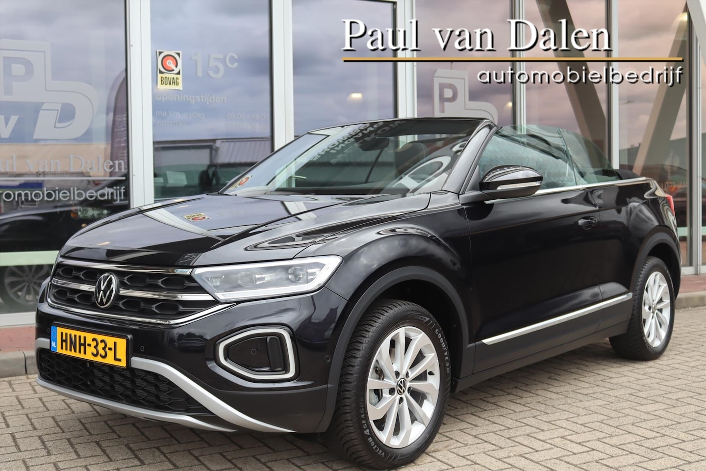 Volkswagen T-Roc Cabrio - 1.0TSI 116PK MOVE Navi | IQ Light | Stuur/Stoelverw. | 17 Inch Lm | Digitaal Cockpit | Pdc - AutoWereld.nl