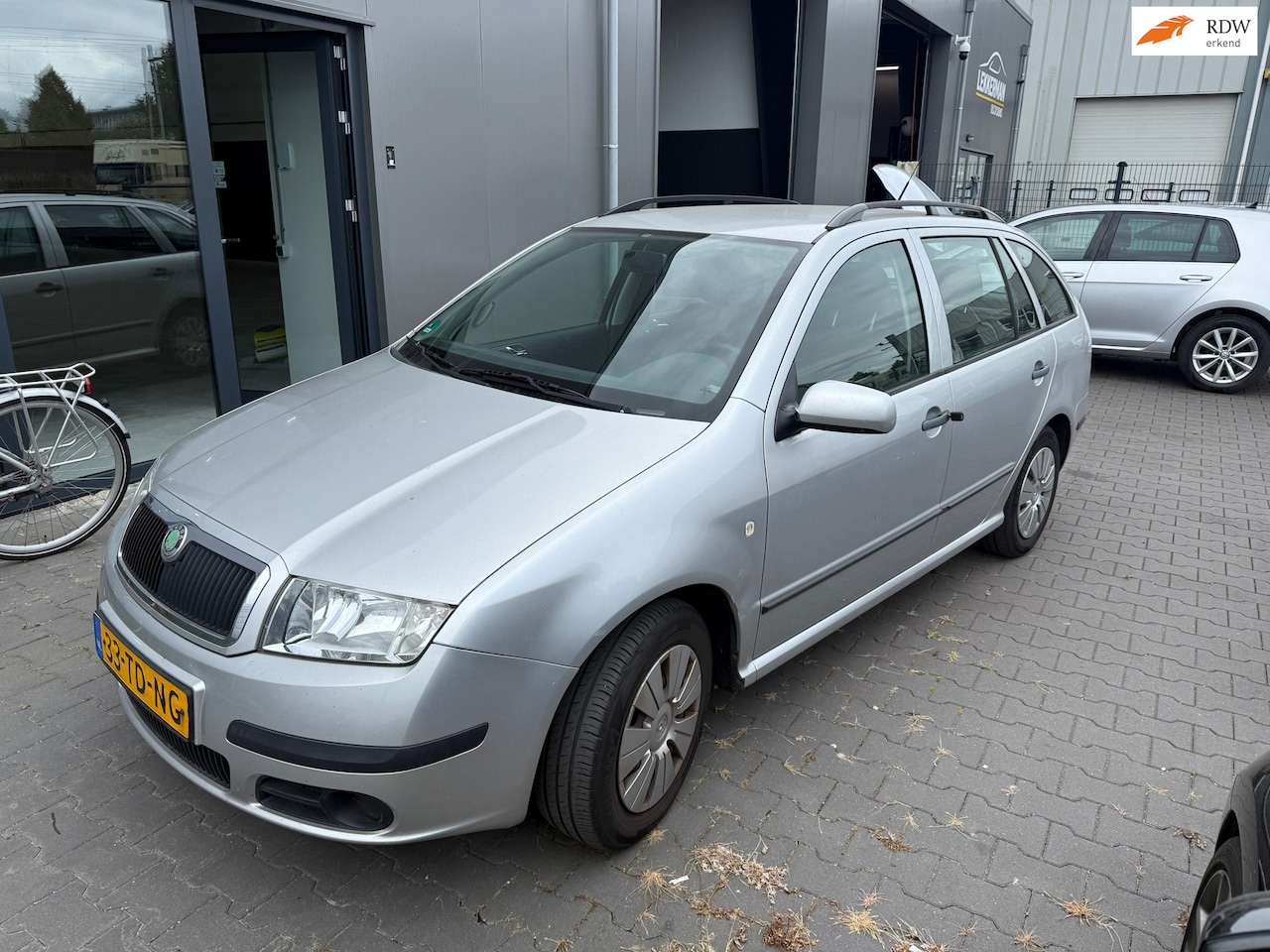 Skoda Fabia Combi - 1.4-16V Equipe AIRCO I NAP I RUIME APK I INRUILER - AutoWereld.nl