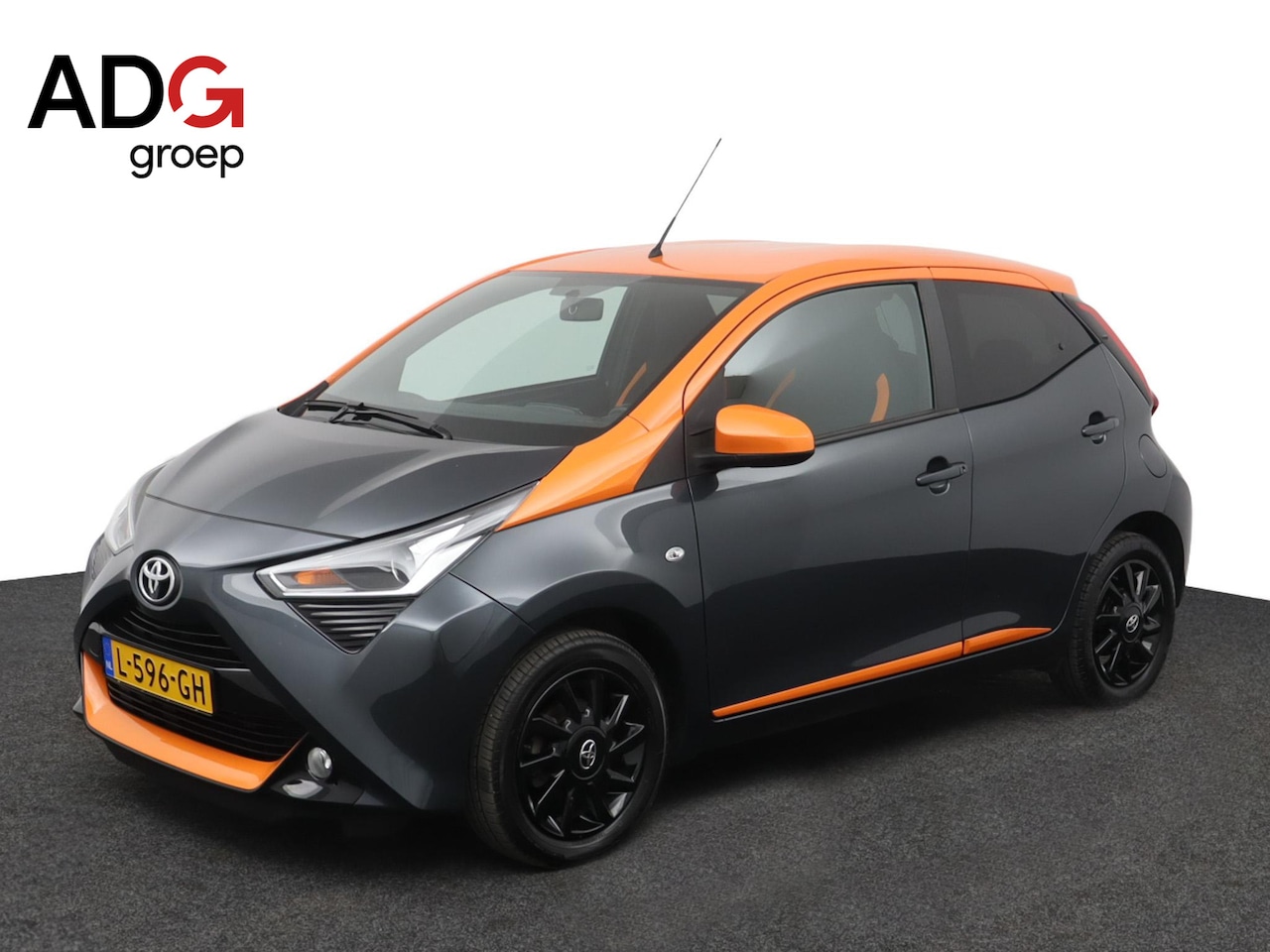 Toyota Aygo - 1.0 VVT-i x-JBL | Automaat | Climate control | Apple carplay-android auto | Parkeercamera - AutoWereld.nl