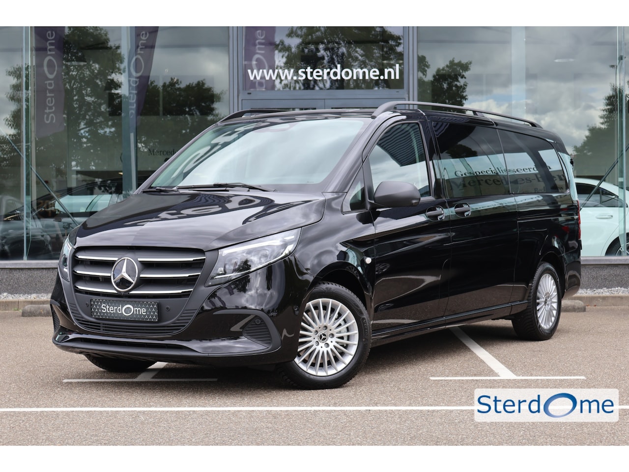 Mercedes-Benz Vito - 119 CDI L3 Sportpakket l Dubbel Cabine l 4 x 4 l AIRMATIC l 360 gr Camera l 2,5t AHW | DIS - AutoWereld.nl