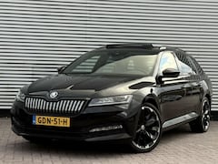 Skoda Superb Combi - 1.4 TSI 218 PK iV Sportline Business Panoramadak Trekhaak Matrix LED Rondomzicht Camera AC
