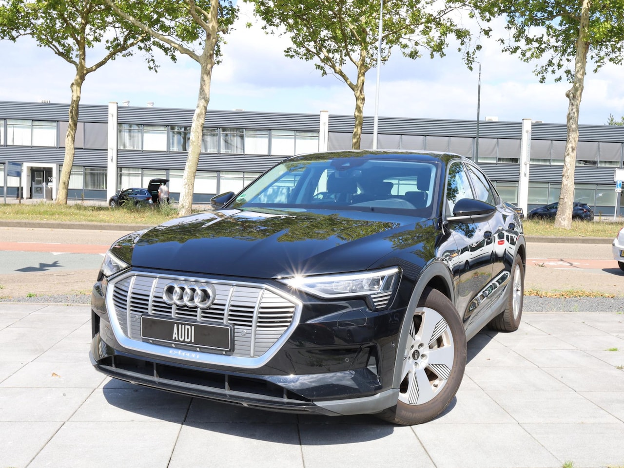 Audi e-tron Sportback - 50 quattro 71 kWh 230KW | Virtual | Elektrische kofferklep | Stoelverwarming | 19"Inch | - AutoWereld.nl