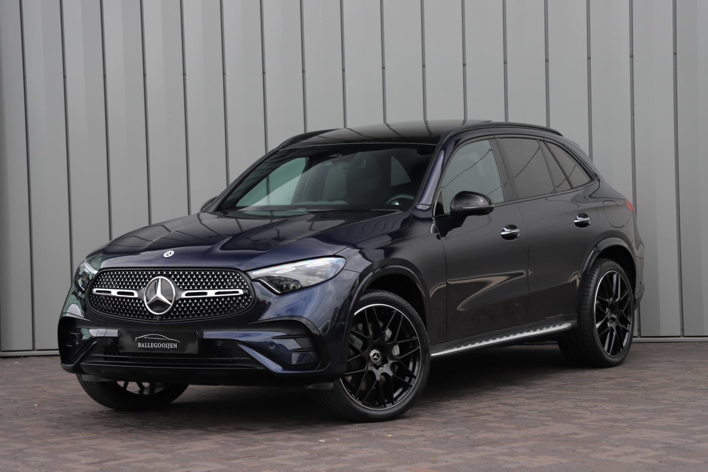 Mercedes-Benz GLC-klasse - 300e AMG 4-Matic | 313PK | Pano | Burmester | Keyles-go | Sfeerverlichting | Digital-light - AutoWereld.nl