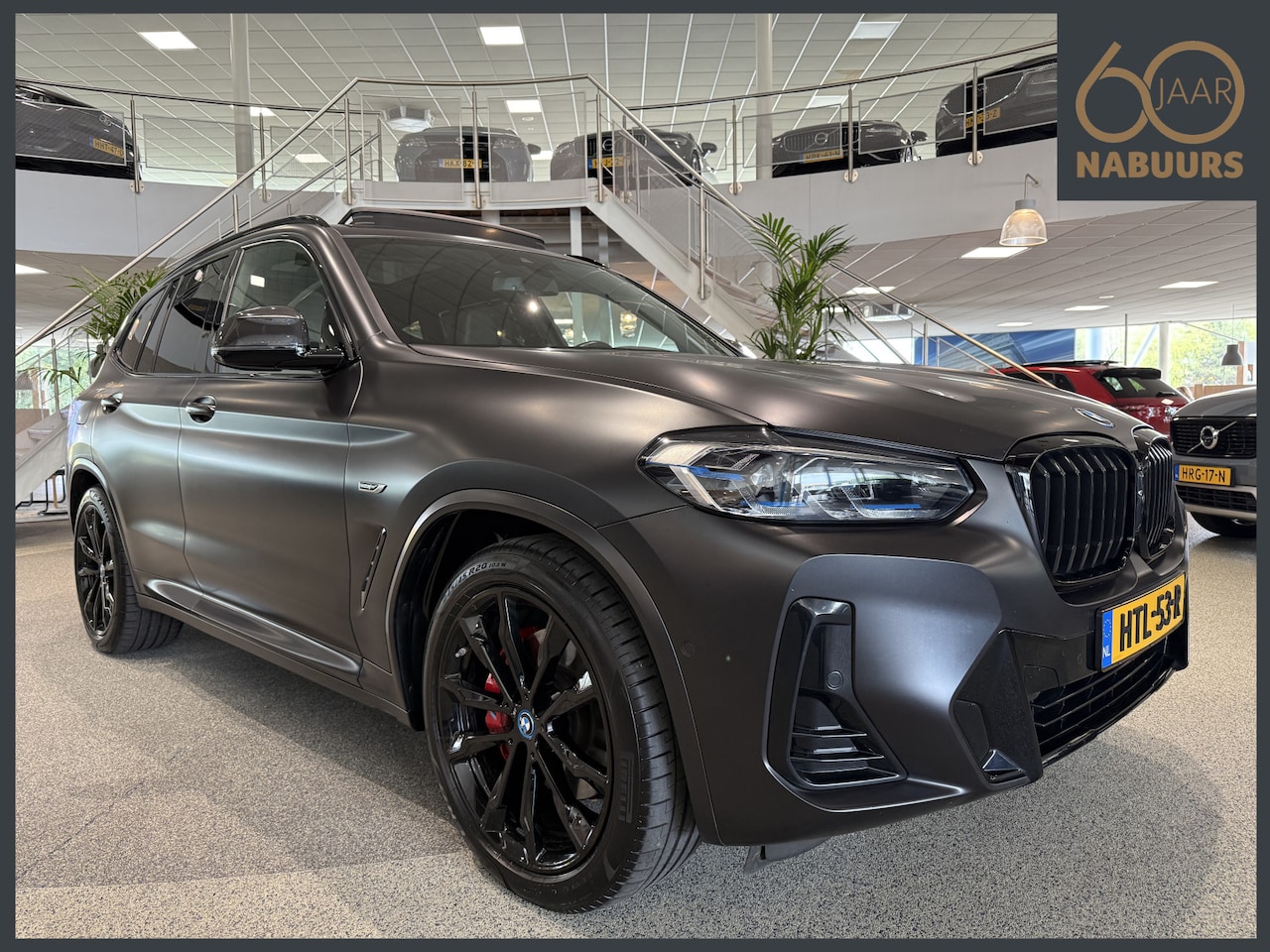 BMW X3 - xDrive30e M sport pro, Individual Frozen Grey, Carbon, Pano, Trekhaak - AutoWereld.nl