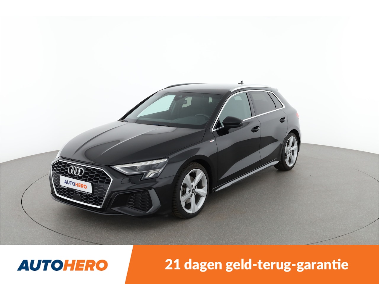 Audi A3 Sportback - 35 TFSI S edition | UT70925 | - AutoWereld.nl