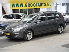 Hyundai i30 CW - 1.6i i-Catcher Automaat Airco, Cruise Control, Leder, Trekhaak, Stuurbekrachtiging