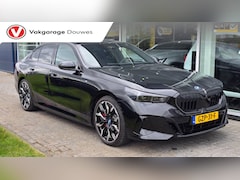 BMW i5 - EDrive40 M Sport Edition 84 kWh | NAP | ACC | Pano | Bowers & Wilkins | Stoel ventilatie |