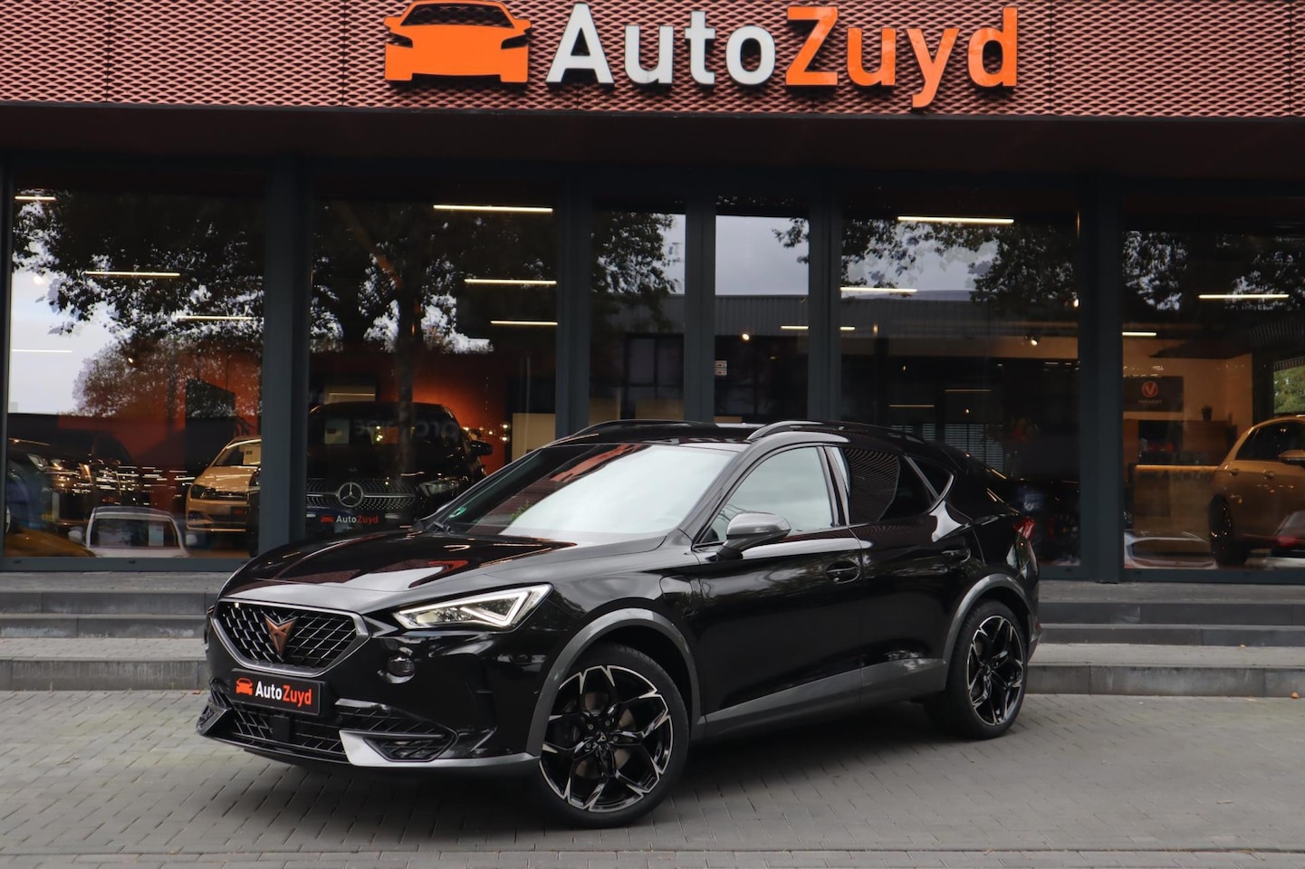 CUPRA Formentor - 1.4 e-Hybrid Adrenaline Camera / Clima / Navi / 19"LMV - AutoWereld.nl